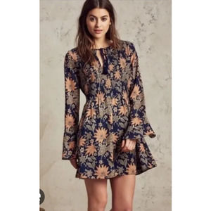 Revolve Tularosa Sz XS Himalayan Blue Floral Boho Flared Sleeve Mini Dress‎